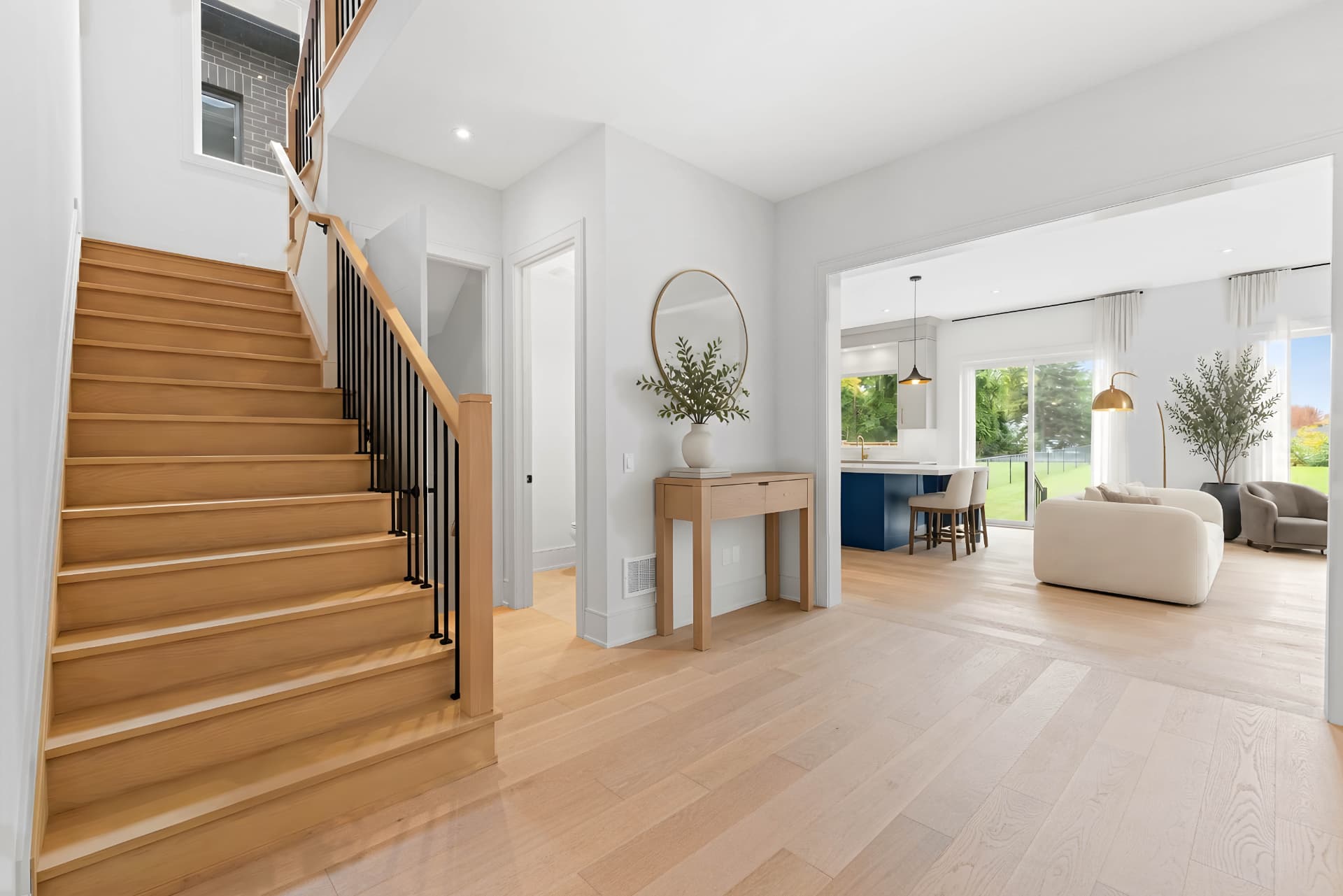 5 Richmond Park Drive interior photo